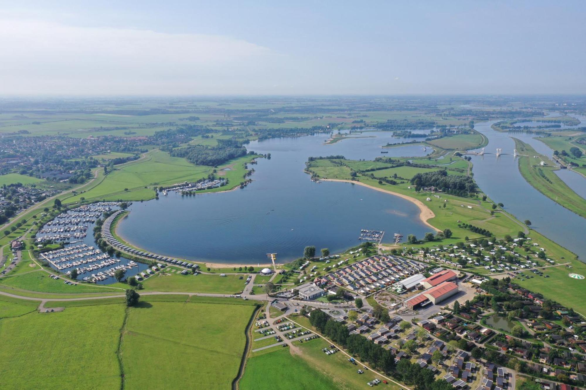 Vakantiepark Eiland van Maurik Bagian luar foto