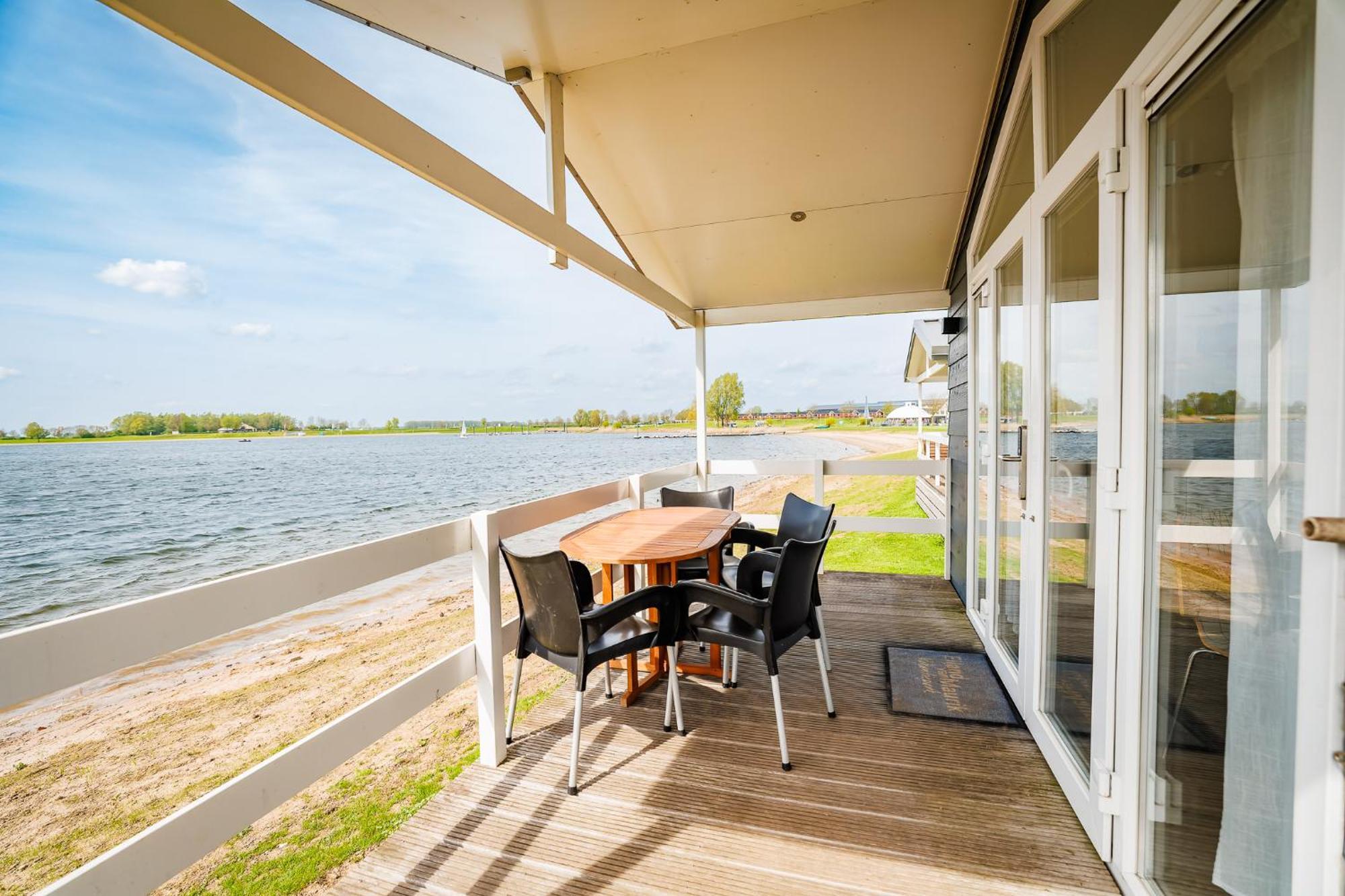 Vakantiepark Eiland van Maurik Ruang foto